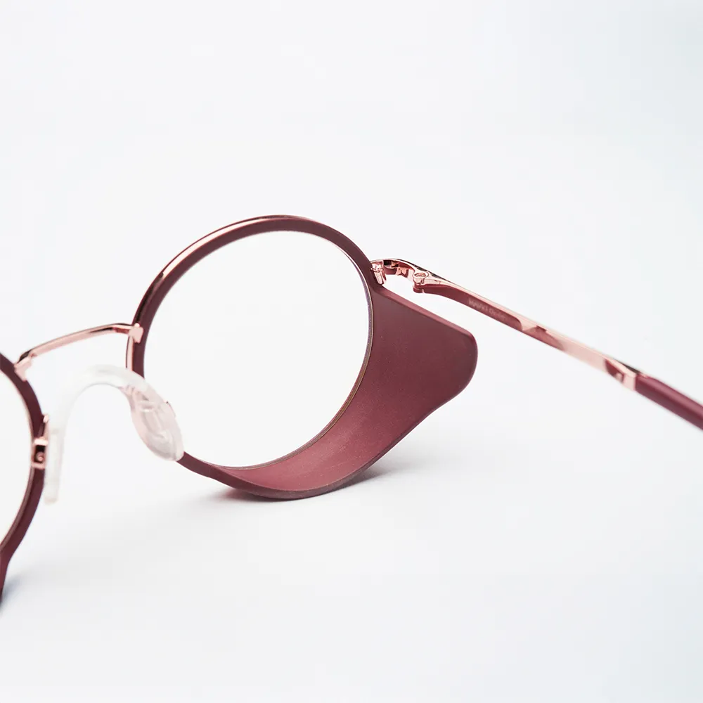 mavig-br320-X-ray-protection-glasses-with-seamless-radiation-protection-sunset_red-detail.webp